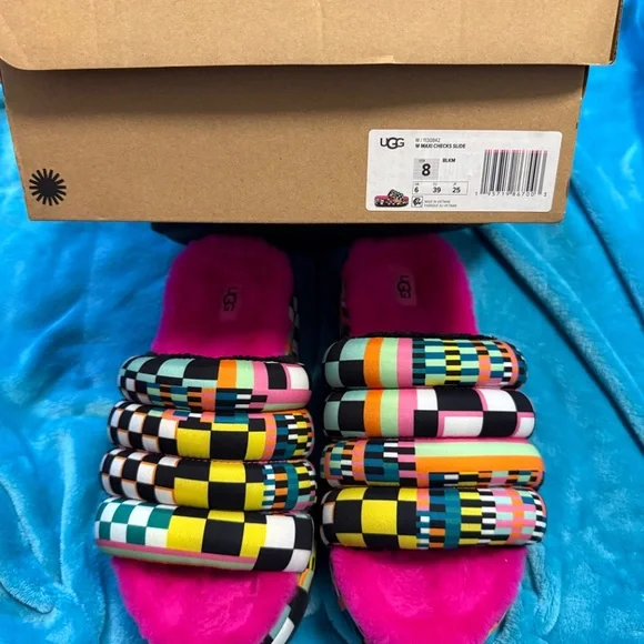 UGG W MAXI CHECKS SLUDE - Picture 2 of 7
